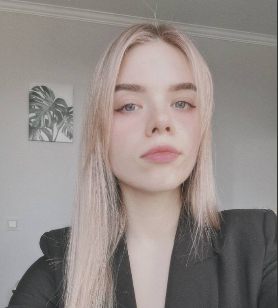 Ксения Майер